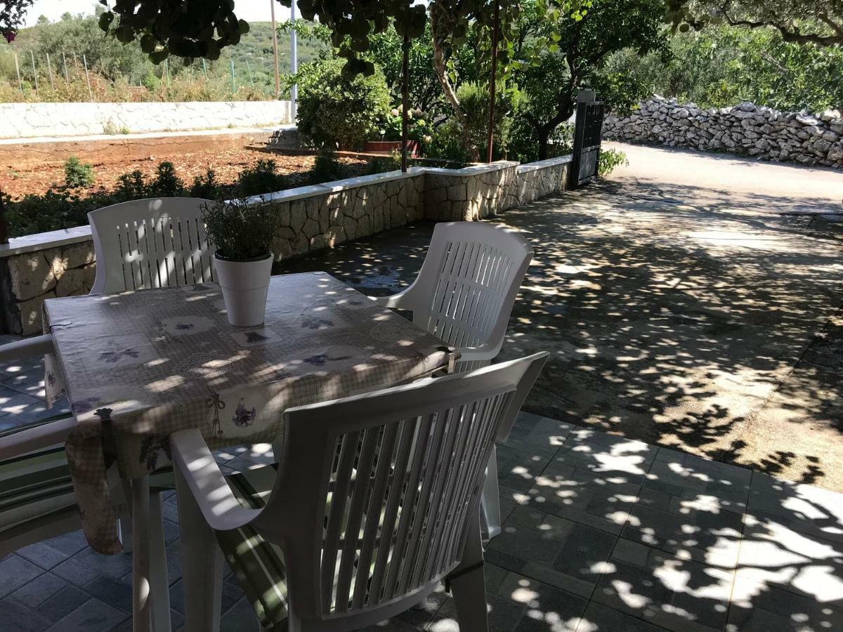 Apartman Mirjana With Terrace And Free Parking Donji Okrug  ภายนอก รูปภาพ